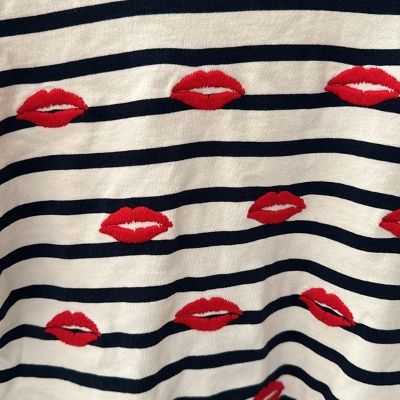 JCrew lips shirt - Picture 2 of 4